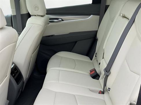 Certified 2023 Cadillac XT5 Premium Luxury w/ Technology Package image 11