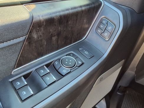 Used 2024 Ford F250 Lariat image 21