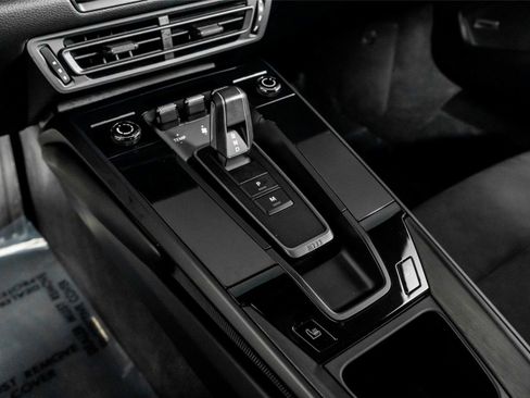 Used 2024 Porsche 911 Carrera GTS w/ Premium Package image 34