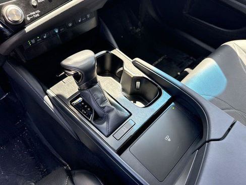 Certified 2024 Lexus ES 350 w/ Technology Package FWD image 21