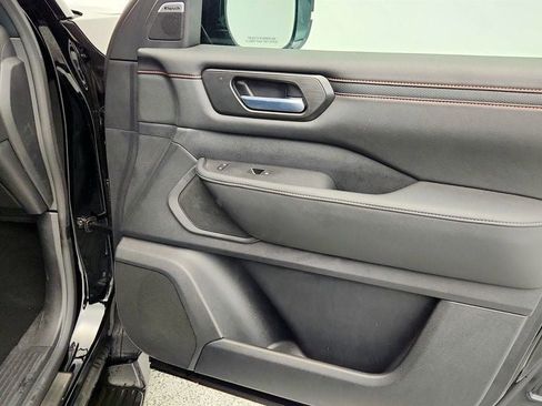 Used 2025 Nissan Armada PRO-4X w/ Pro-4X Premium Package image 27