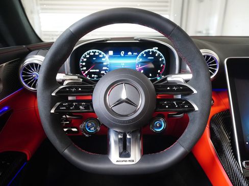 New 2026 Mercedes-Benz SL 63 AMG 4MATIC image 21