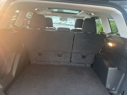 Used 2017 Ford Escape SE AWD/4WD image 19