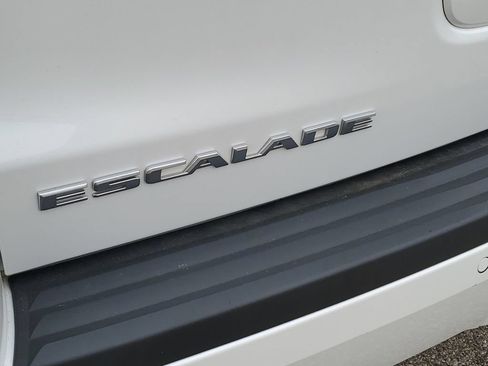 Used 2020 Cadillac Escalade 4WD image 37