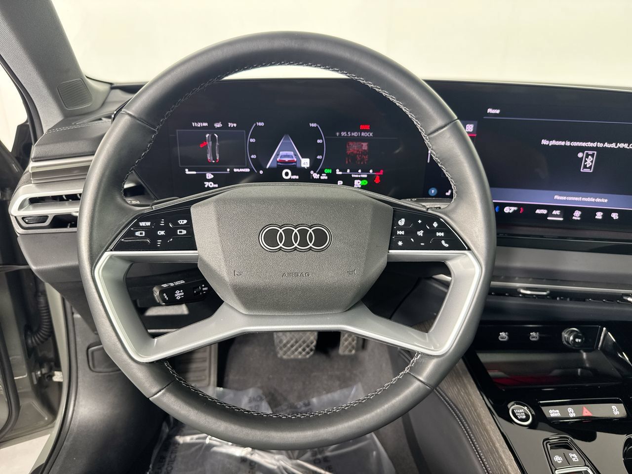Used 2025 Audi A5 2.0T Premium Plus w/ Premium Plus AWD/4WD image 13