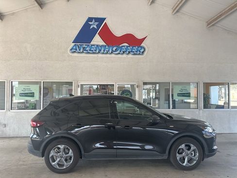 Used 2025 Ford Escape ST-Line image 1