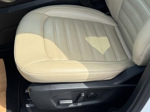 Used 2023 Ford Edge SEL AWD/4WD image 23