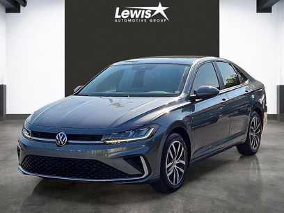 Used 2025 Volkswagen Jetta SE