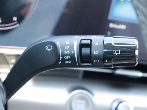 Used 2026 Hyundai Kona SEL Premium FWD image 26
