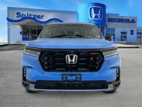 New 2025 Honda Pilot TrailSport image 9