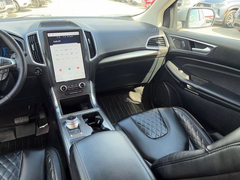 Used 2023 Ford Edge Titanium AWD/4WD image 22