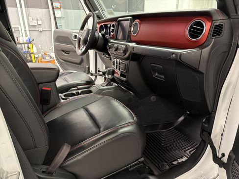 Used 2023 Jeep Gladiator Rubicon w/ LED Lighting Group image 19