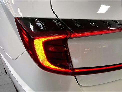 Used 2023 Hyundai Sonata SEL FWD image 29