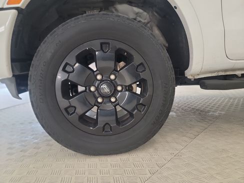 Used 2022 Ford Ranger XLT w/ Equipment Group 301A Mid AWD/4WD image 10