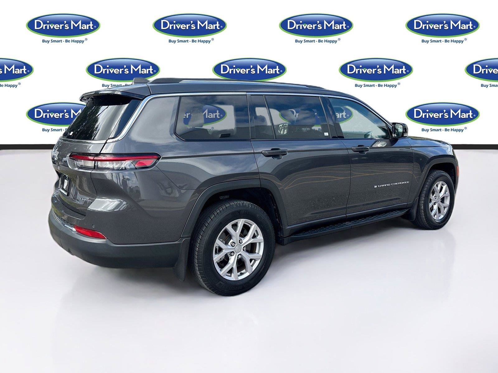 Used 2022 Jeep Grand Cherokee L Limited w/ MOPAR Finishing Package RWD image 7