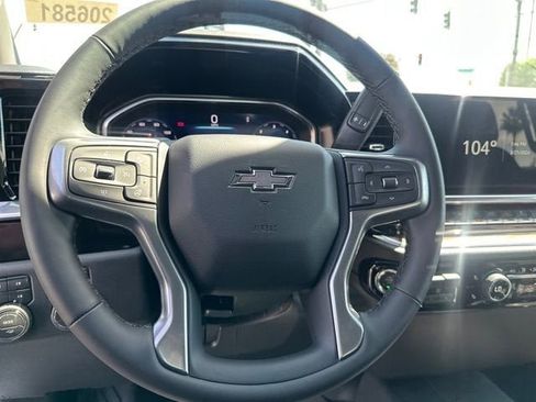 New 2026 Chevrolet Silverado 1500 RST w/ Z71 Off-Road Package image 18