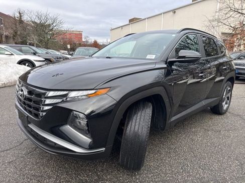 Used 2023 Hyundai Tucson SEL w/ Convenience Package image 3