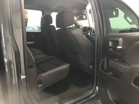 Used 2018 Chevrolet Silverado 1500 LT w/ All Star Edition image 30