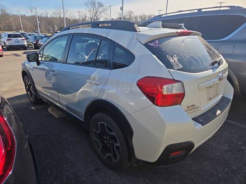 Used 2017 Subaru Crosstrek 2.0i Limited image 6