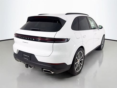 New 2026 Porsche Cayenne image 26