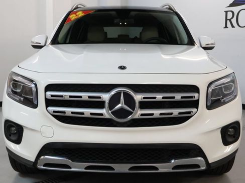Used 2022 Mercedes-Benz GLB 250 4MATIC w/ Premium Package Lite image 2