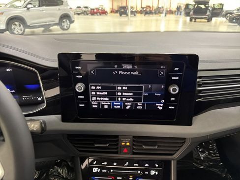 New 2026 Volkswagen Jetta SE FWD image 31