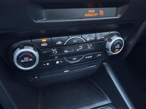 Used 2015 MAZDA MAZDA3 i Touring w/ Technology Package image 14