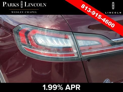 Used 2022 Lincoln Nautilus Reserve w/ Luxury Package AWD/4WD image 7