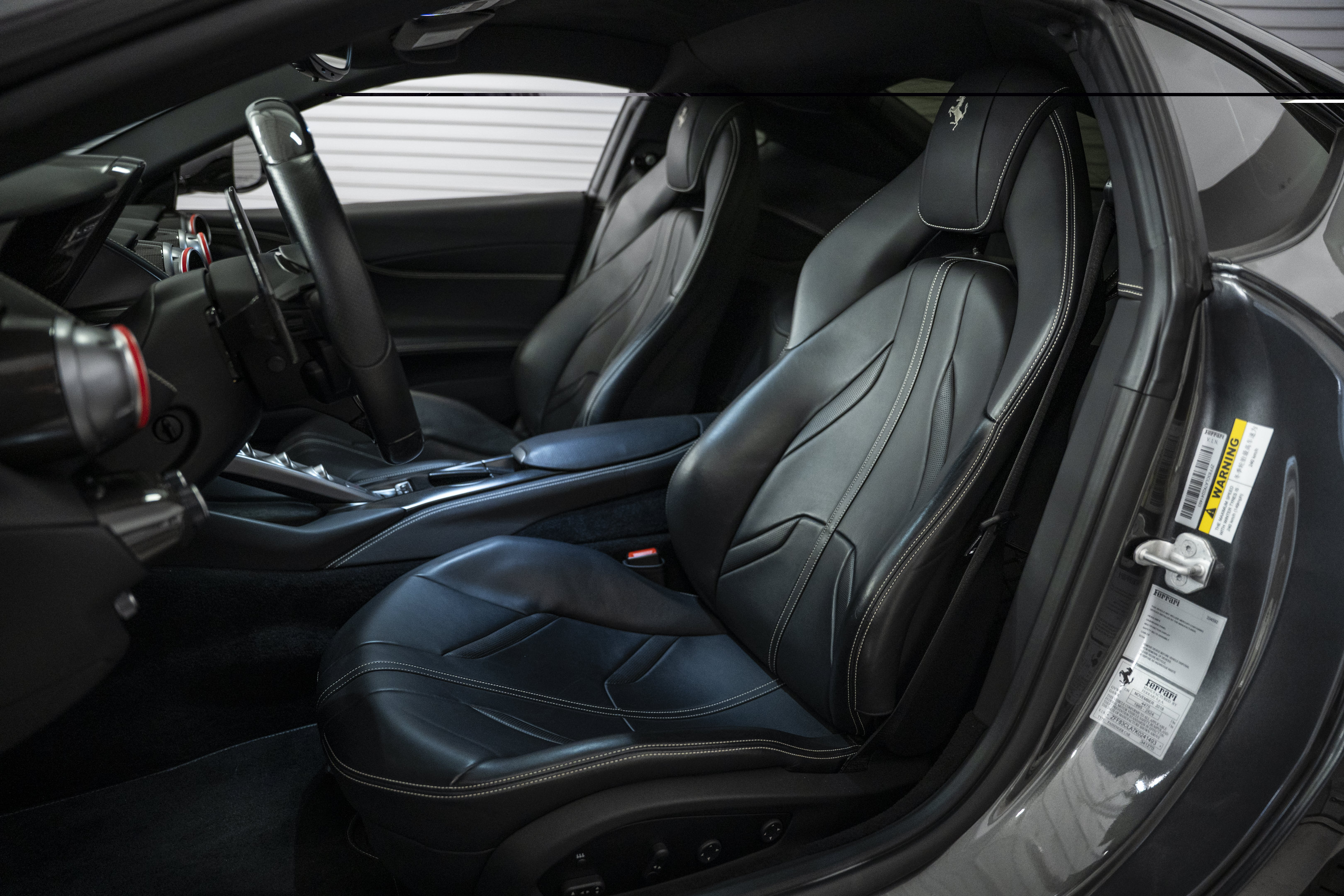 Used 2019 Ferrari 812 Superfast RWD image 20