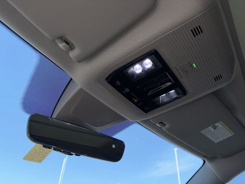 New 2026 Volkswagen Atlas Peak Edition image 14