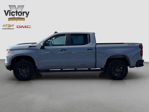 Used 2024 Chevrolet Silverado 1500 Custom Trail Boss w/ LPO, Dark Essentials Package AWD/4WD image 3
