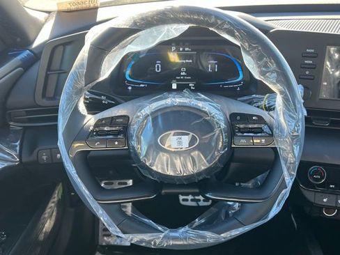 New 2026 Hyundai Elantra SEL Sport Premium FWD image 17