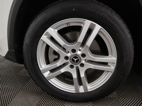 Certified 2022 Mercedes-Benz GLA 250 image 30