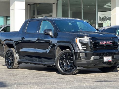 Used 2026 GMC Sierra EV Elevation w/ LPO, Elevation Dark Package AWD/4WD image 2