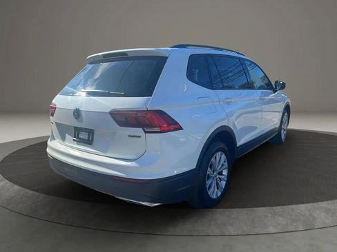 Used 2020 Volkswagen Tiguan S image 5
