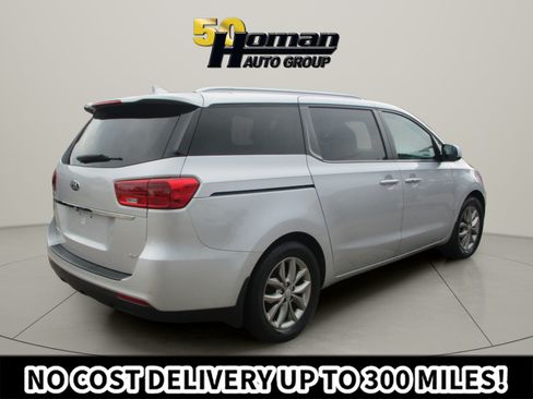 Used 2019 Kia Sedona EX FWD image 5