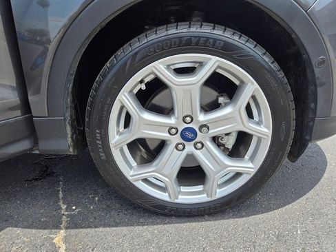 Used 2019 Ford Escape Titanium AWD/4WD image 23