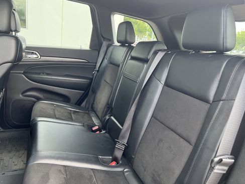 Used 2019 Jeep Grand Cherokee Altitude RWD image 33