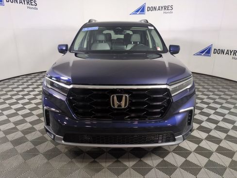 Certified 2025 Honda Pilot Elite image 12