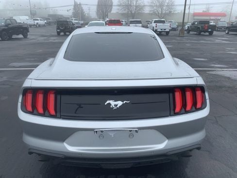 Used 2018 Ford Mustang Premium w/ Equipment Group 201A image 3