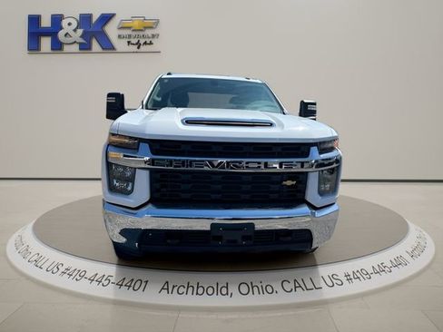 Used 2023 Chevrolet Silverado 2500 LT w/ Snow Plow Prep/Camper Package image 2