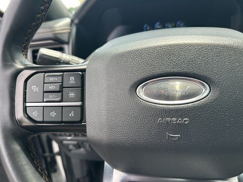 Used 2023 Ford Expedition Platinum AWD/4WD image 26