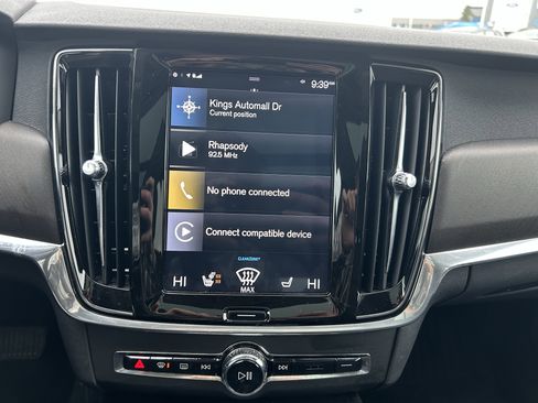 Used 2018 Volvo V90 T5 Cross Country w/ Plus Package image 12