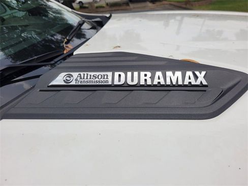 New 2025 Chevrolet Silverado 2500 Custom w/ Custom Value Package image 12