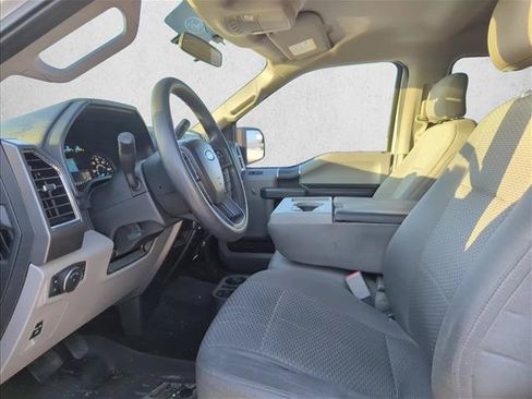 Used 2016 Ford F150 XLT AWD/4WD image 11