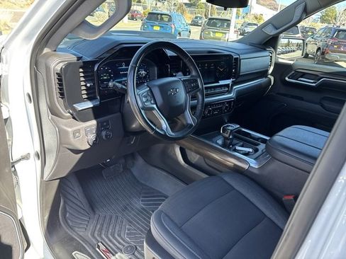 Used 2019 RAM 1500 Laramie image 13