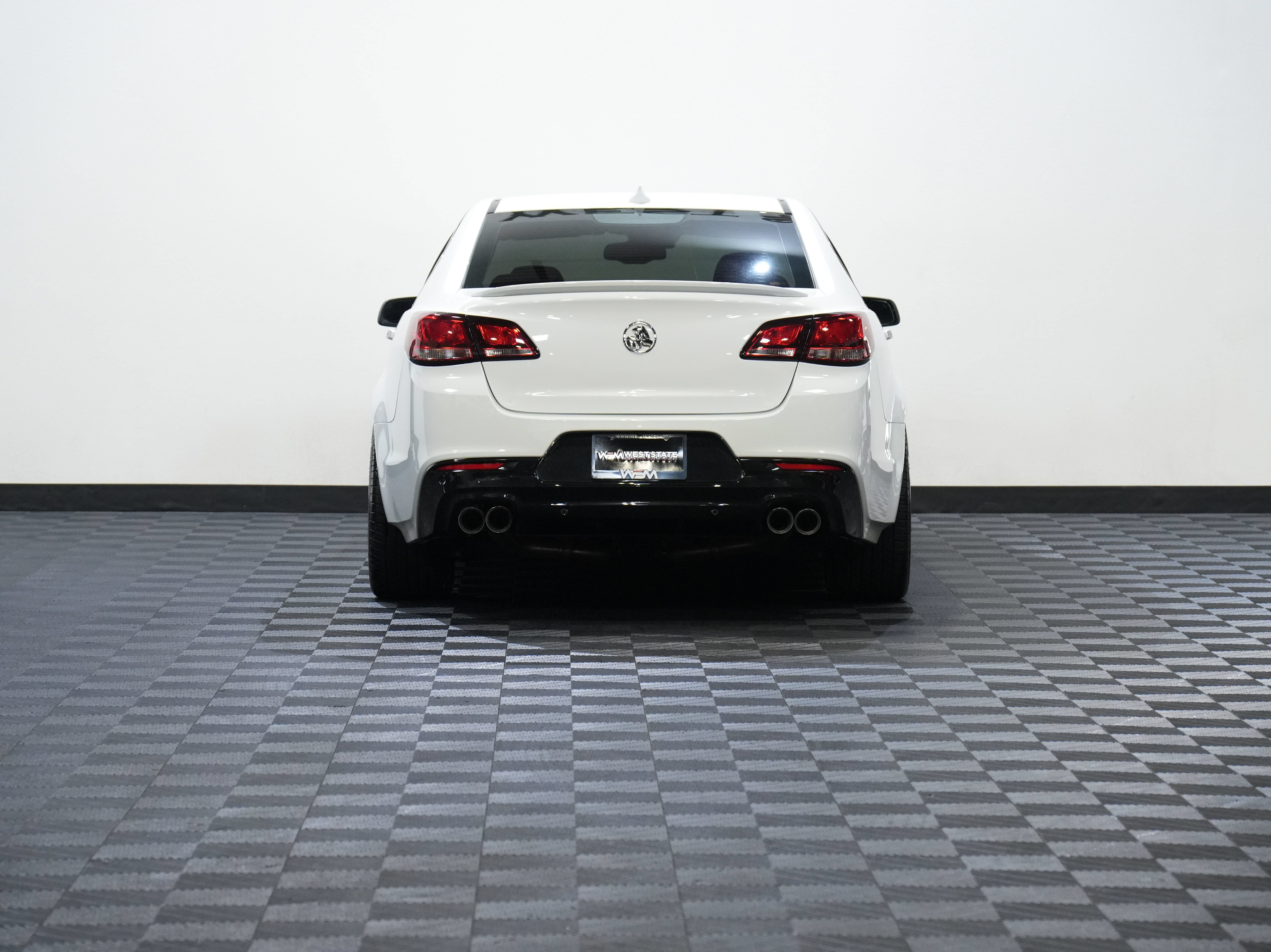 Used 2015 Chevrolet SS RWD image 7