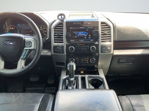 Used 2015 Ford F150 Lariat w/ Equipment Group 501A Mid AWD/4WD image 7