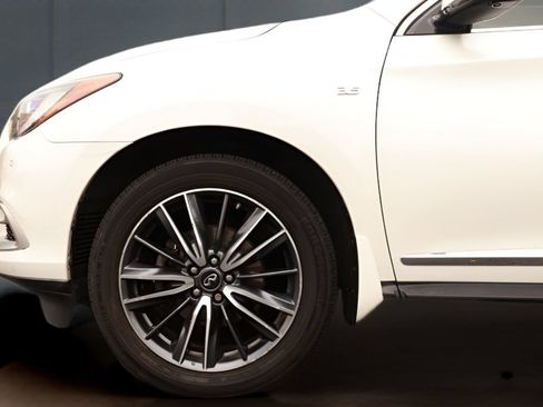 Used 2016 INFINITI QX60 Luxe w/ Deluxe Technology Package AWD/4WD image 6
