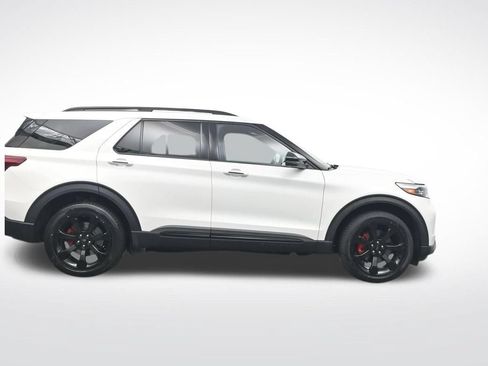 Certified 2023 Ford Explorer ST w/ Equipment Group 401A AWD/4WD image 4